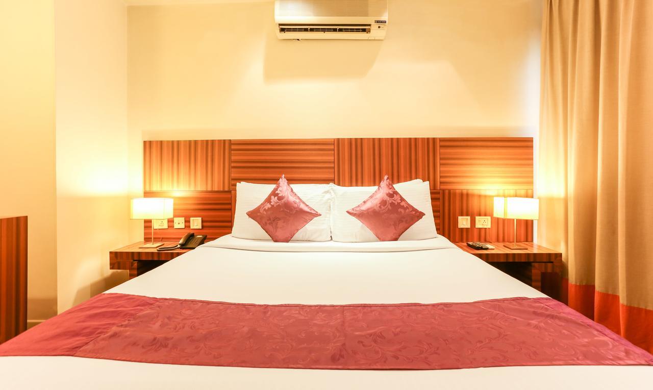 Treebo Trend Wilson Garden Hotel Бангалор Екстериор снимка