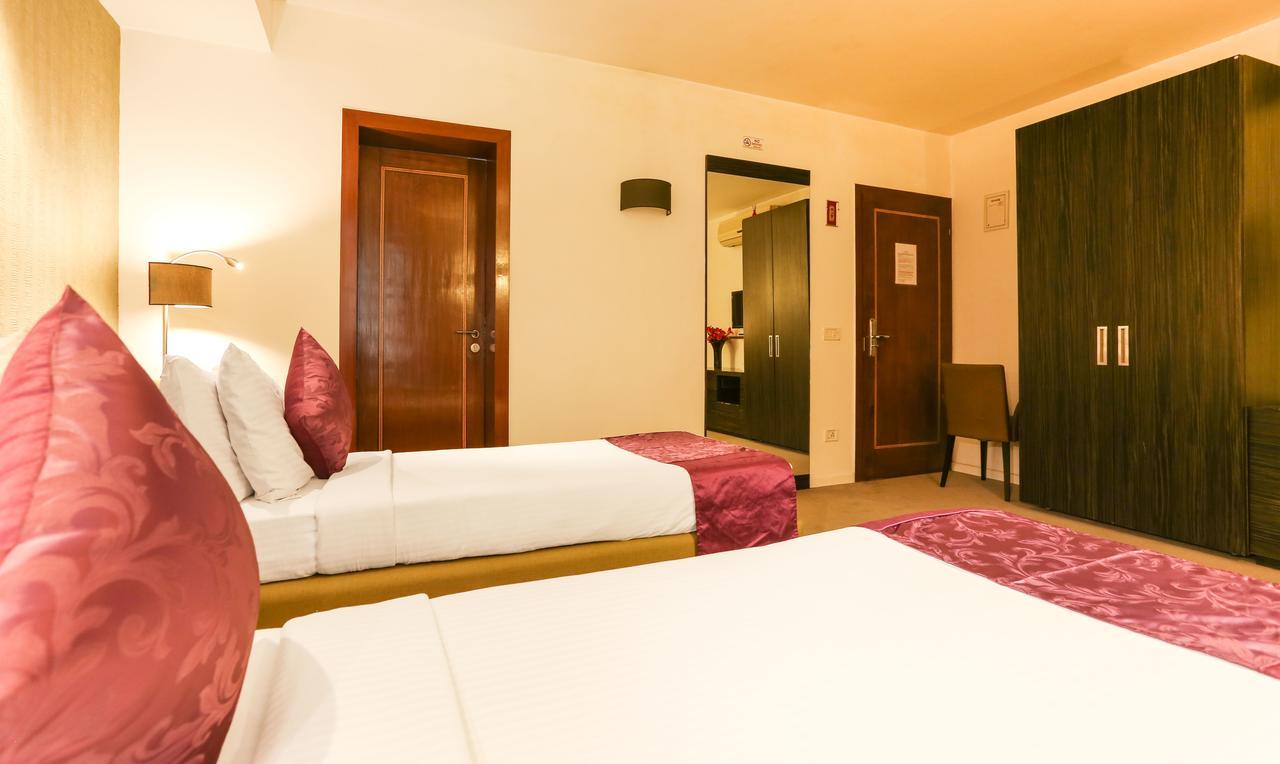 Treebo Trend Wilson Garden Hotel Бангалор Екстериор снимка
